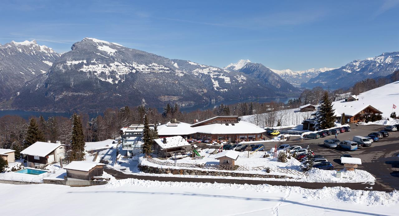 Отель Chemihuette Aeschi Bei Spiez Экстерьер фото